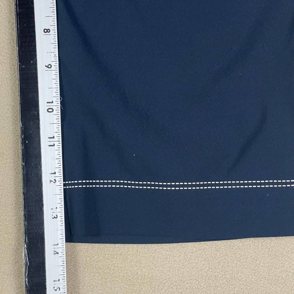 Nike Golf Womens 4 Bermuda Shorts Blue Lightweight Stretch Pocket Snap Closure - Picture 8 of 14